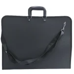 Mapa port desen cu maner si bareta detasabila 37x48cm